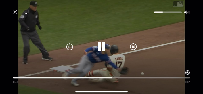 For The Vibes: Adames running stride-for-stride with Ramos’ walkoff!